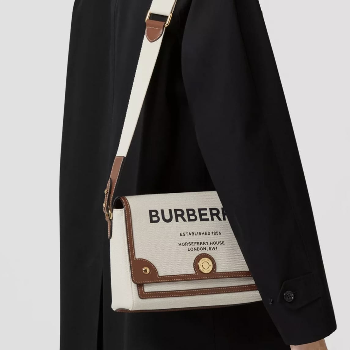 WhatsApp Image 2022-09-05 at 5.21.11 PM (1) Burberry Vintage Horseferry Canvas Crossbody Sling Bag (With Box)