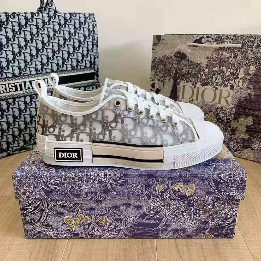 WhatsApp Image 2023-07-29 at 14.11.09 Dior White and Black Oblique Canvas Sneaker for Men