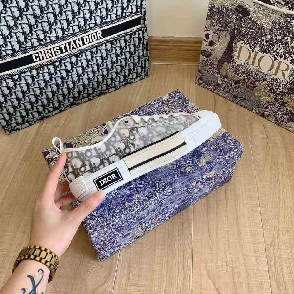 WhatsApp Image 2023-07-29 at 14.11.10 Dior White and Black Oblique Canvas Sneaker for Men