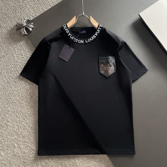 WhatsApp Image 2025-01-22 at 5.45.41 PM Louis Vuitton Mono Pocket Black Tshirt