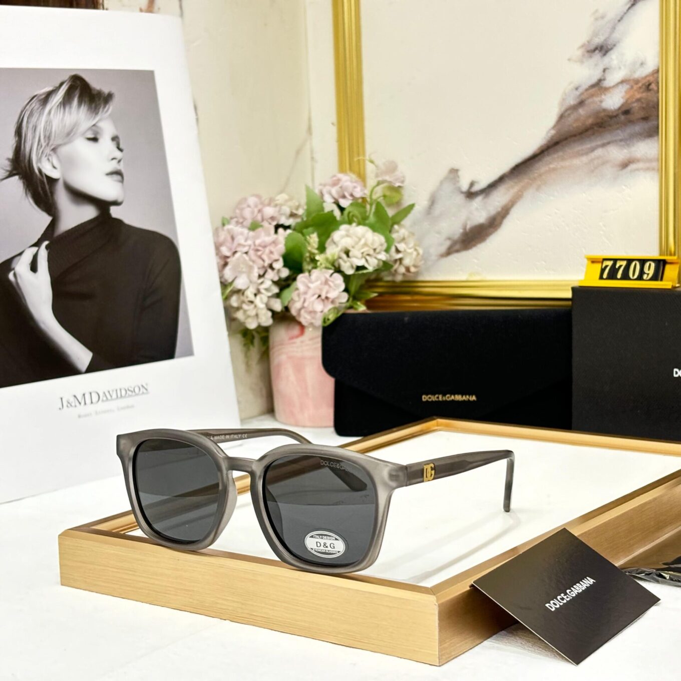WhatsApp Image 2025-02-11 at 8.21.35 PM D&G Wayfarer For Women