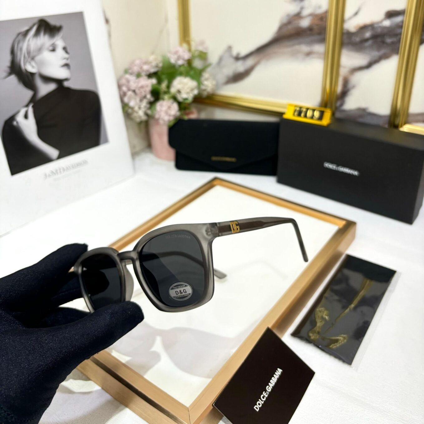 WhatsApp Image 2025-02-11 at 8.21.36 PM D&G Wayfarer For Women