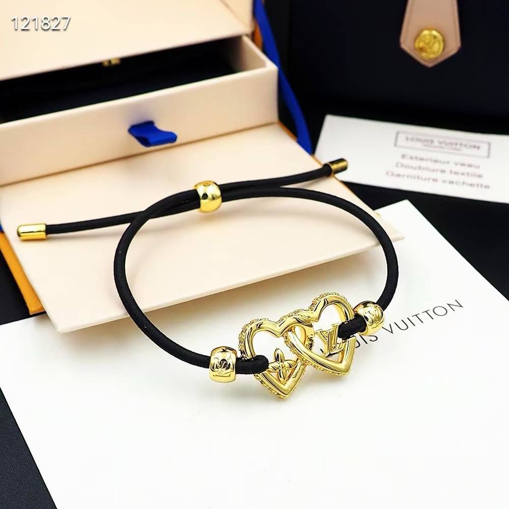 WhatsApp Image 2025-03-01 at 10.09.17 AM Louis Vuitton Fall In Love Bracelet