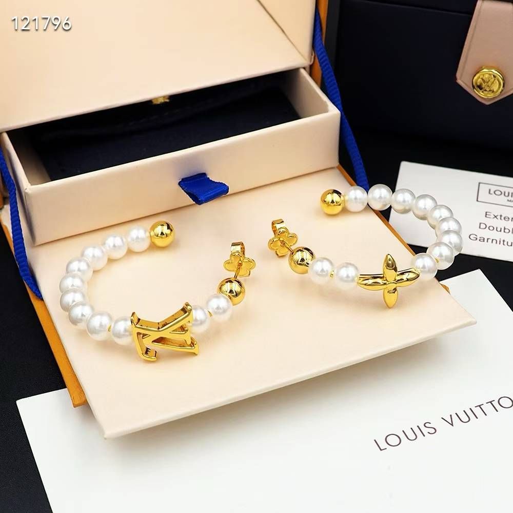 WhatsApp Image 2025-03-01 at 4.17.48 PM (3) Louis Vuitton White Pearl Earring