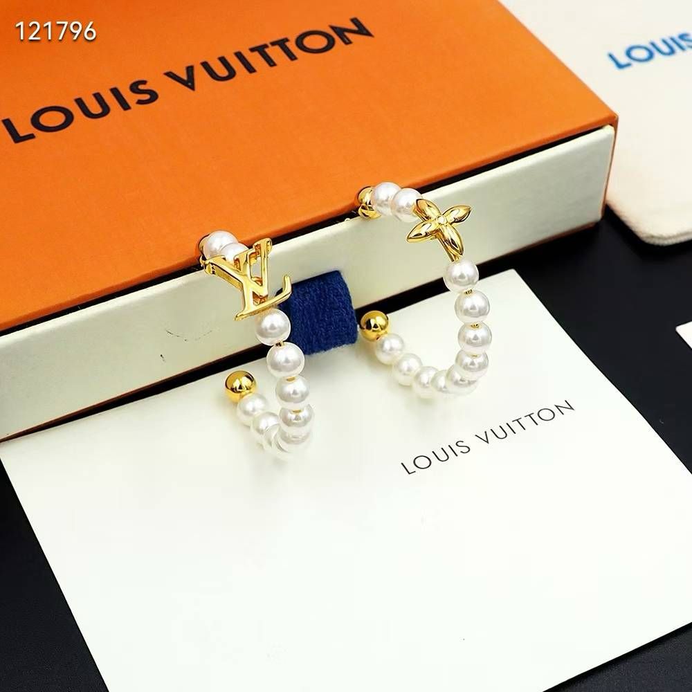 WhatsApp Image 2025-03-01 at 4.17.48 PM Louis Vuitton White Pearl Earring