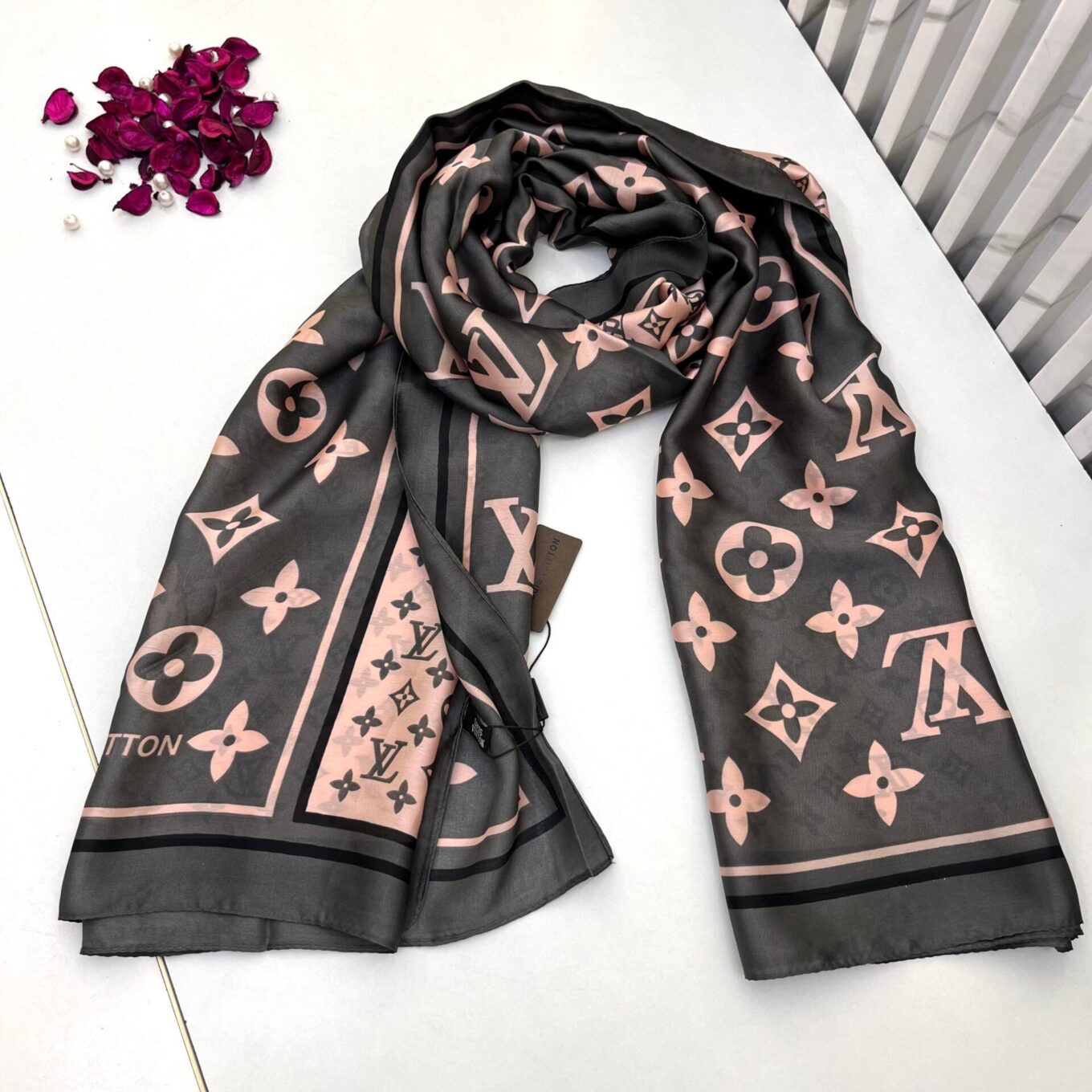 WhatsApp Image 2025-03-29 at 11.14.09 PM (1) Louis Vuitton Silk Stole