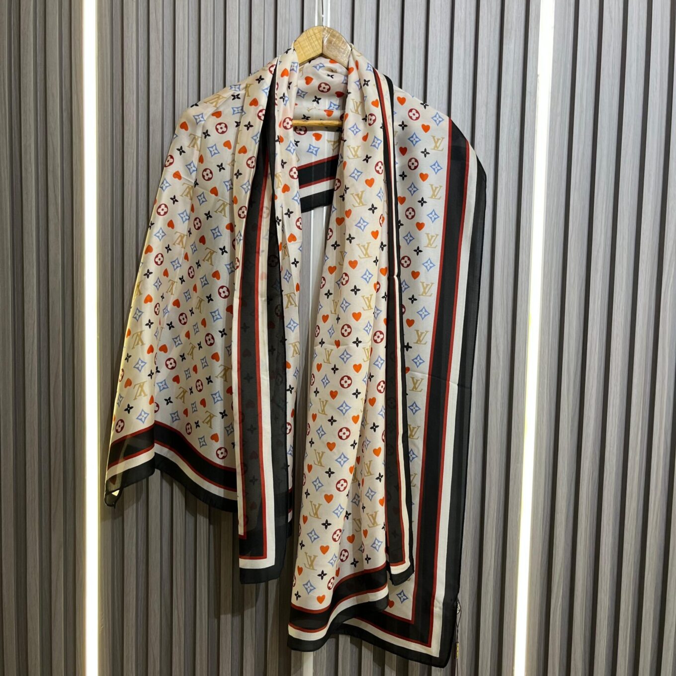 WhatsApp Image 2025-03-30 at 1.30.08 PM (1) Louis Vuitton Silk Stole