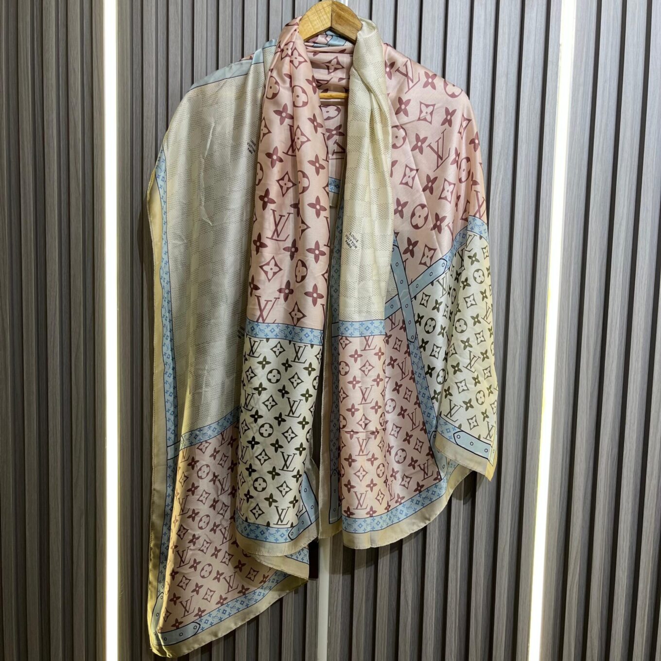 WhatsApp Image 2025-03-30 at 3.23.50 PM Louis Vuitton Silk Stole