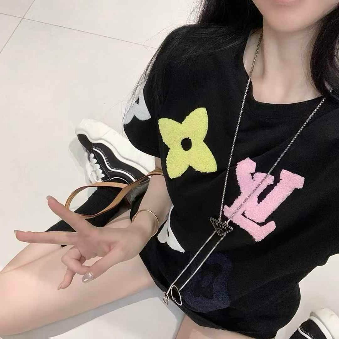 WhatsApp Image 2025-04-04 at 12.29.30 PM Louis Vuitton Black T-shirt