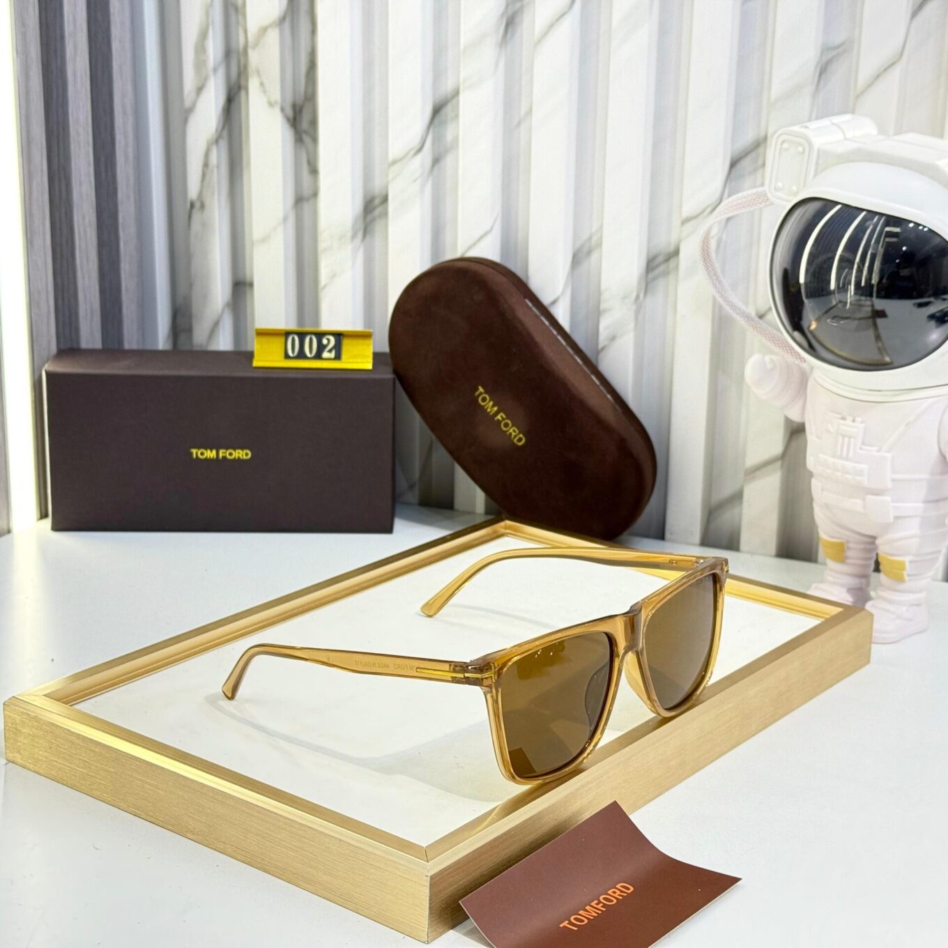 WhatsApp Image 2025-04-11 at 8.59.37 PM (1) Tom Ford Unisex Wayfarer