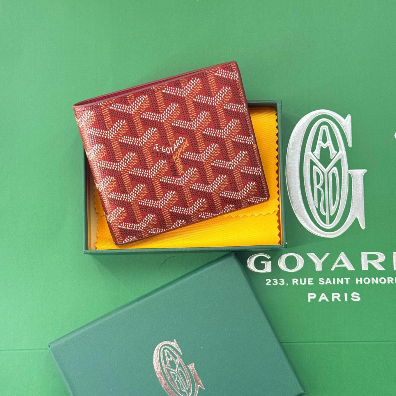 WhatsApp Image 2025-08-24 at 2.03.20 PM (1) Goyard Victoire Red Color Wallet With Box (With Box)