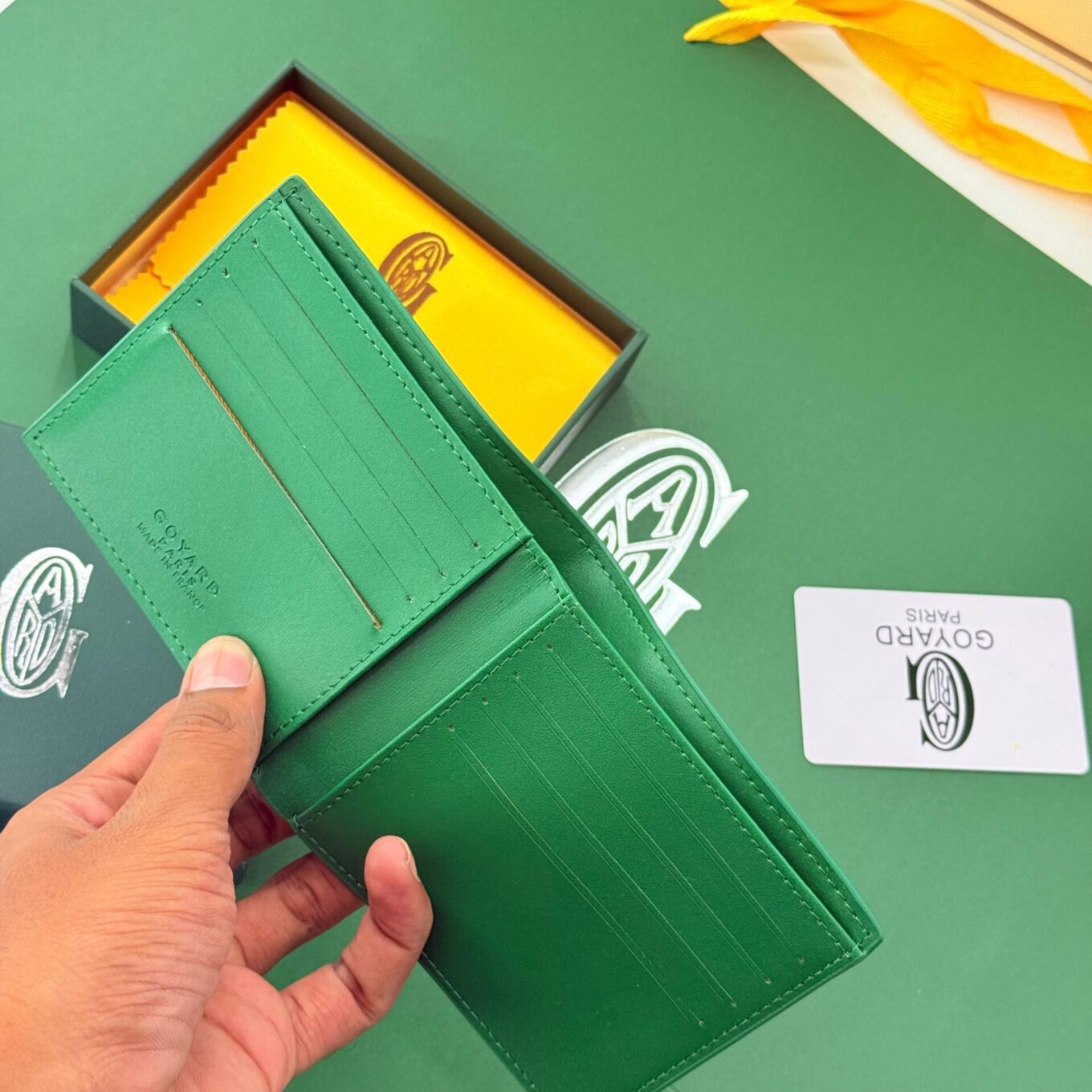 WhatsApp Image 2025-08-24 at 2.04.35 PM Goyard Victoire Green Color Wallet With Box (With Box)