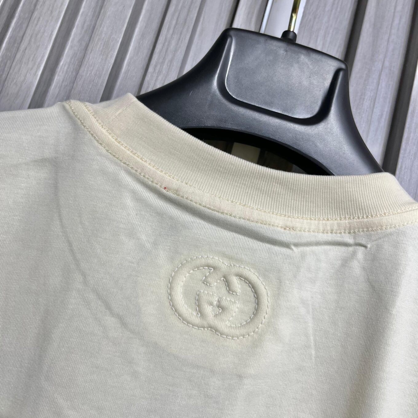 WhatsApp Image 2025-09-13 at 3.16.53 PM (1) Gucci Logo White T-Shirt For Men