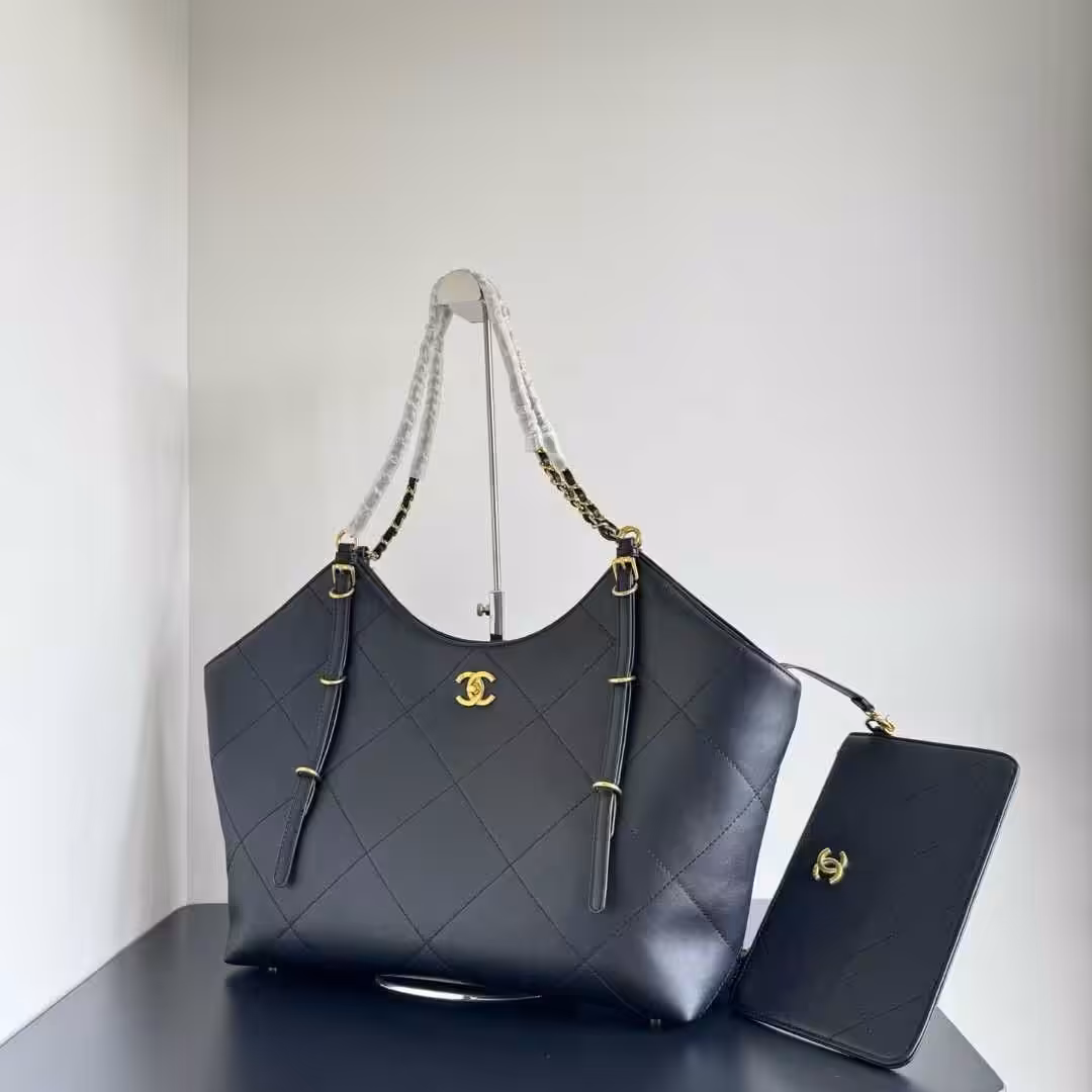 WhatsApp Image 2025-12-18 at 12.16.15 PM Chanel Classic 25S Black Color Maxi Tote Bag