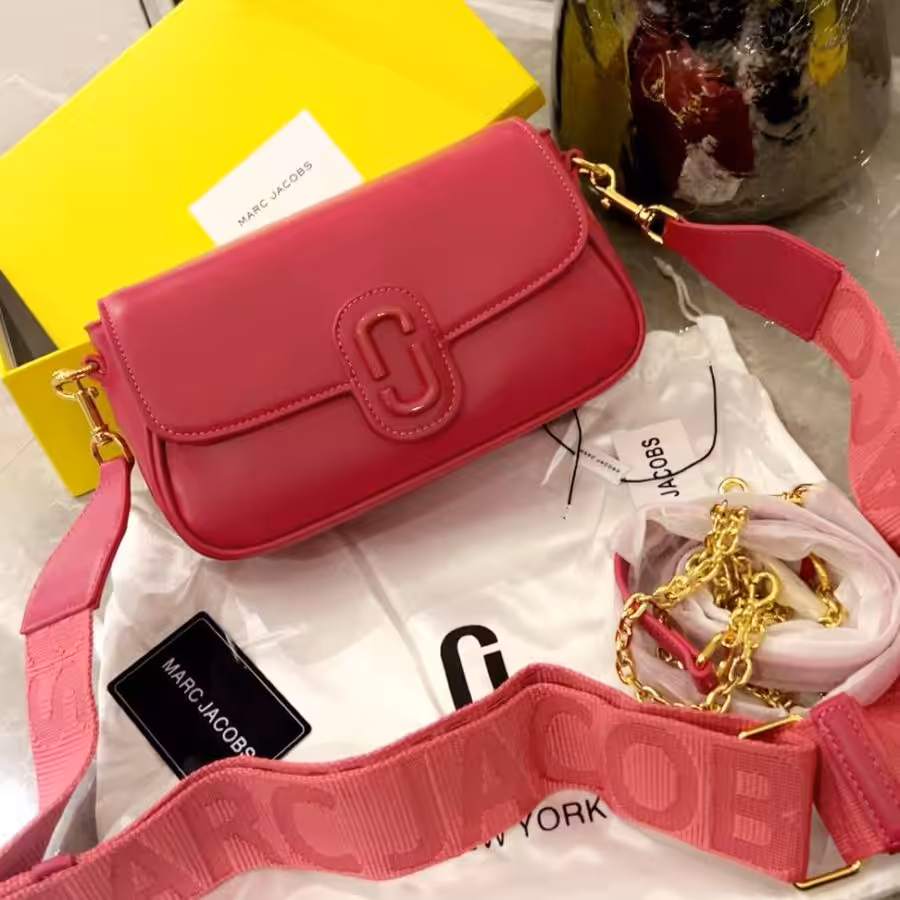 WhatsApp Image 2025-12-18 at 9.48.16 PM Marc Jacob The Clover Rose Pink Color Sling Bag (With Box)