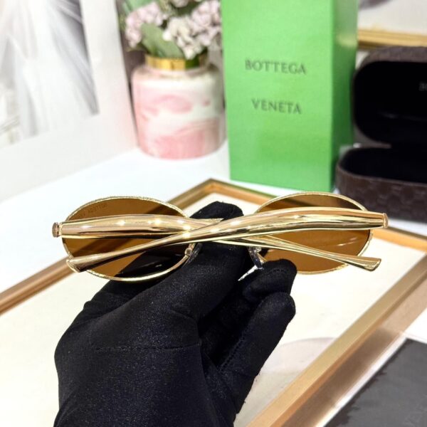 WhatsApp Image 2026-06-02 at 3.21.25 PM Bottega Veneta Brown Oval Women’s Sunglass